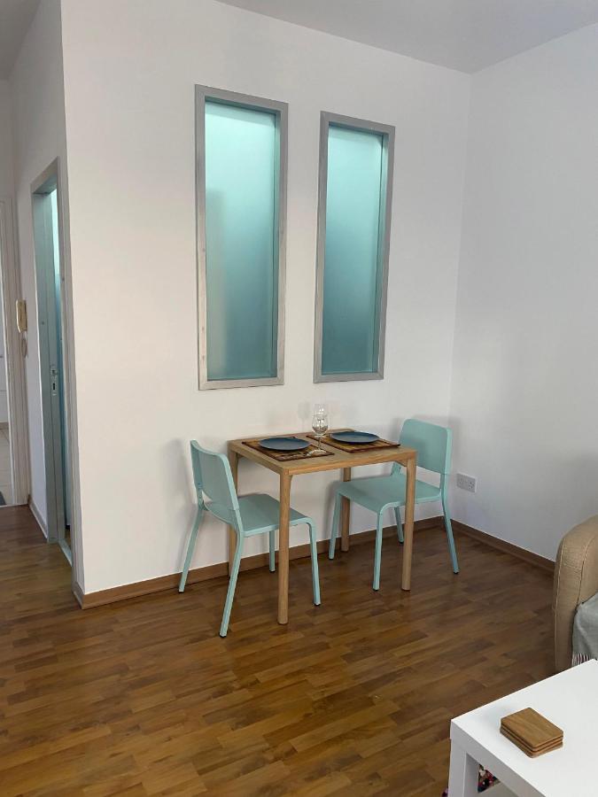 Lovely Studio Apartment In Pafos Exterior foto