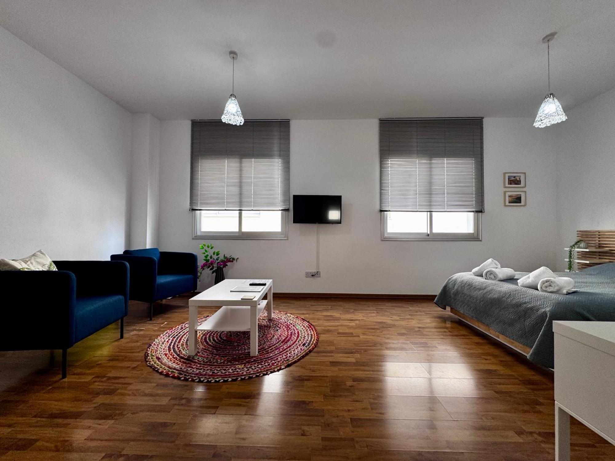 Lovely Studio Apartment In Pafos Exterior foto